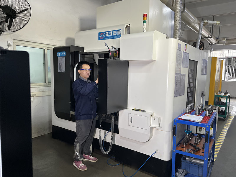 如何在CNC加工過(guò)程中監(jiān)控與調(diào)整?